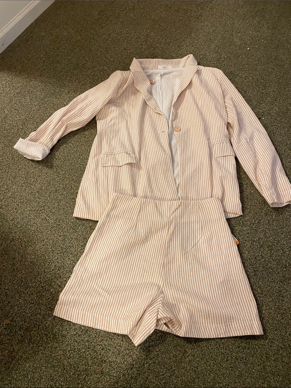 Tallulah, Tan and White Seersucker Striped Two-Piece Blazer & Shorts Set New